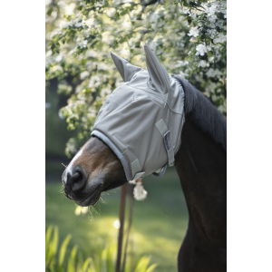 Masque anti-mouches...