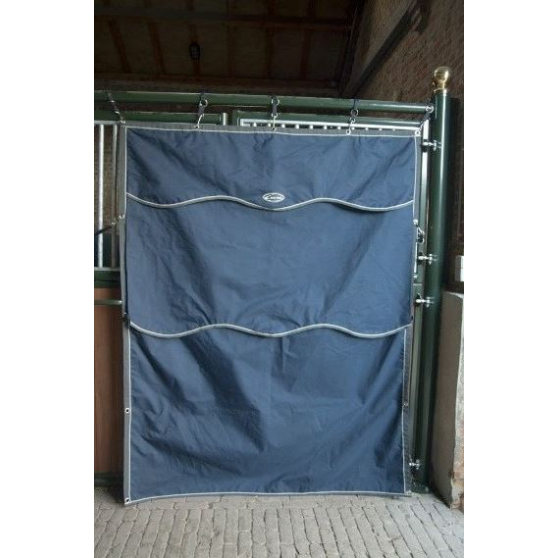 Lami-Cell mesh stall hanging